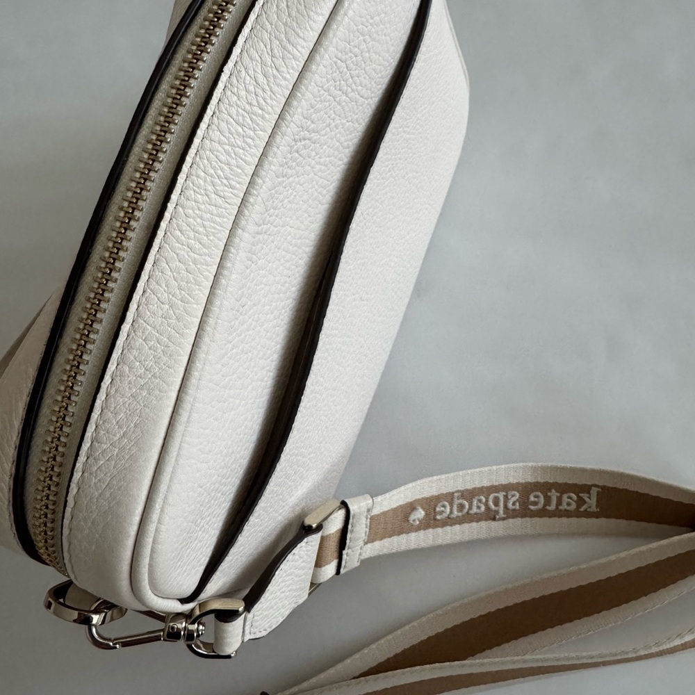 EUC! Kate Spade Cream Leather Crossbody Bag - Picture 5 of 7
